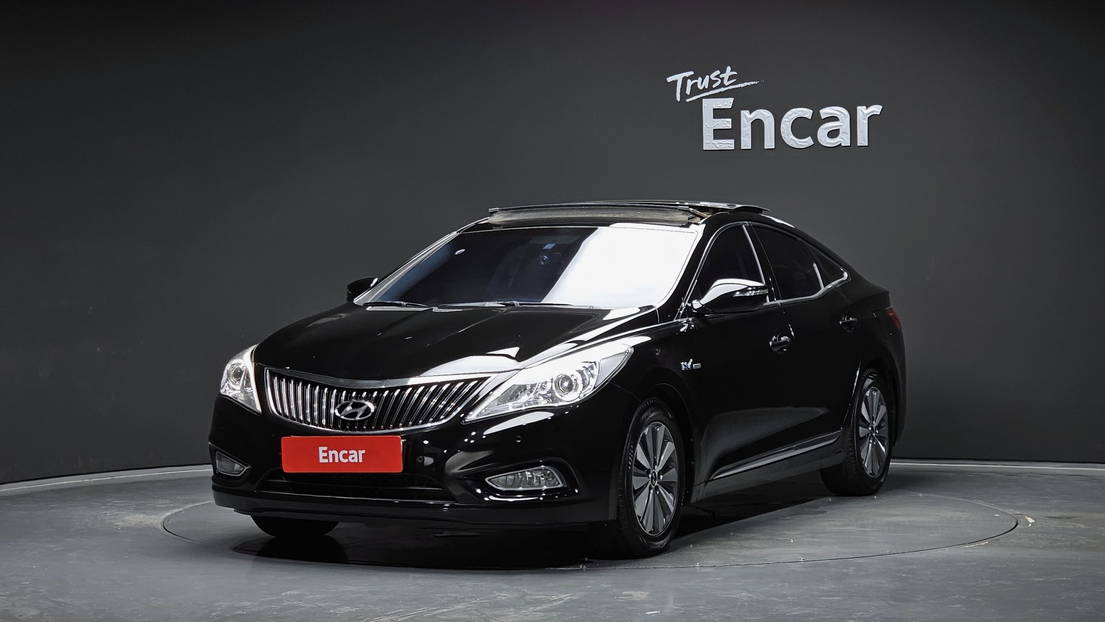 HYUNDAI GRANDEUR HG HYBRID 2014