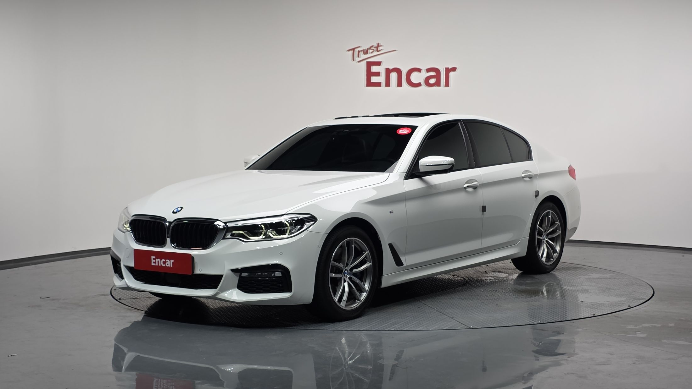 BMW 5-SERIES G30 2017