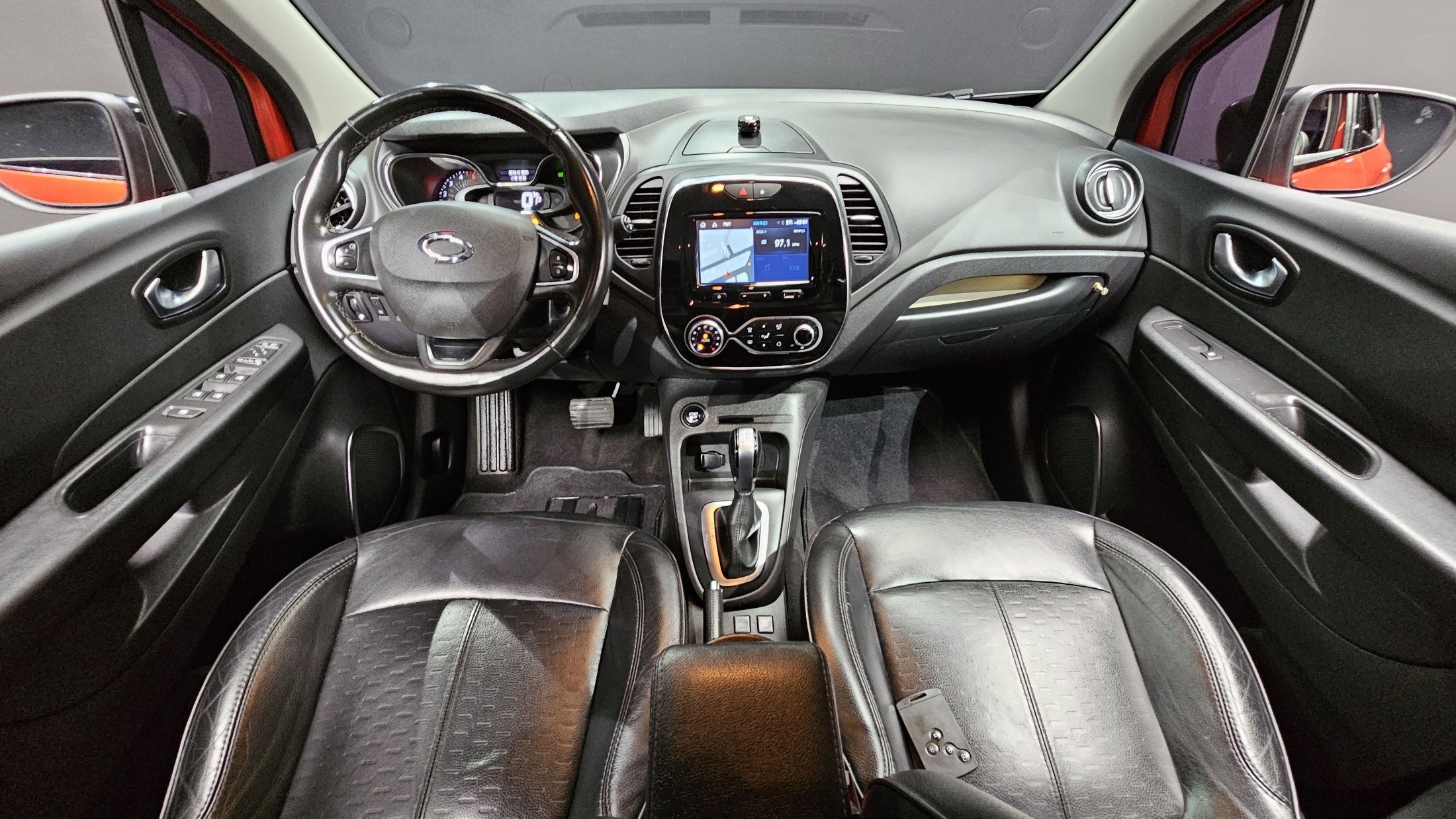 SAMSUNG QM3 2017