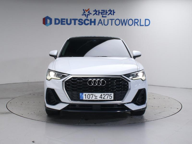 AUDI Q3 F3 2022