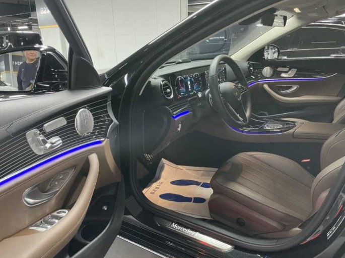 MERCEDES BENZ E-CLASS W213