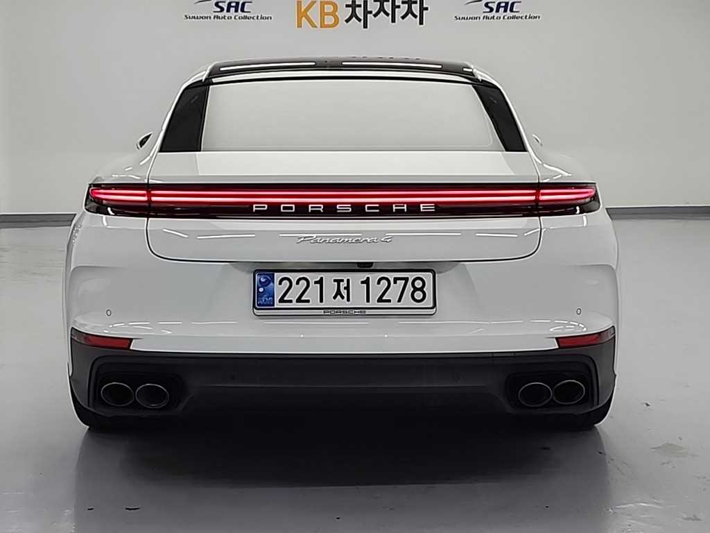 PORSCHE PANAMERA 972