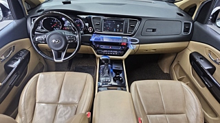 KIA CARNIVAL 2017