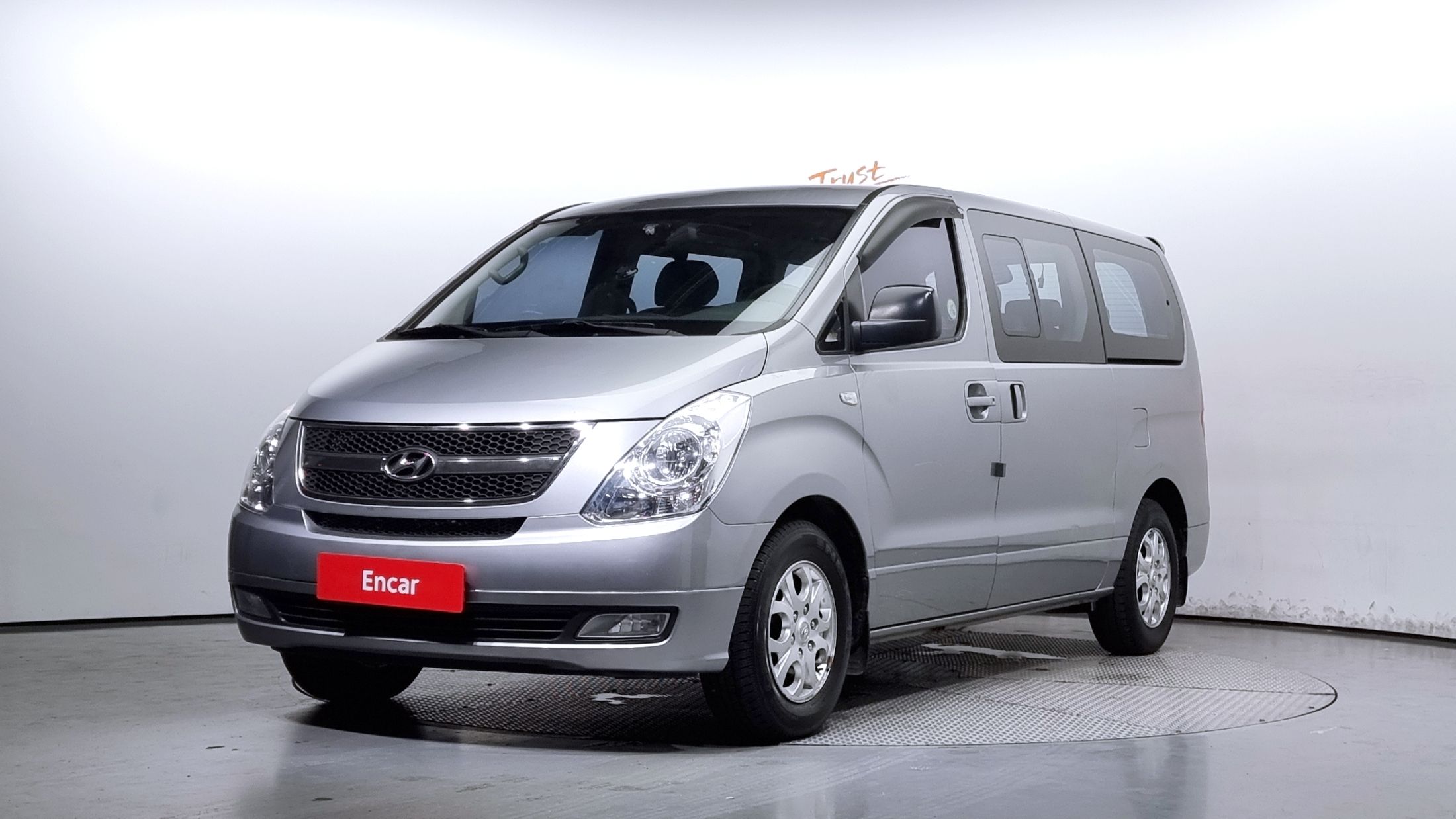 HYUNDAI STAREX GRAND