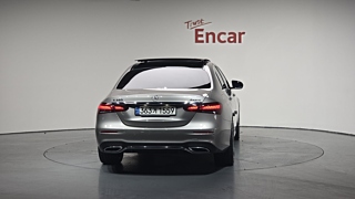 MERCEDES BENZ E-CLASS W213 2022
