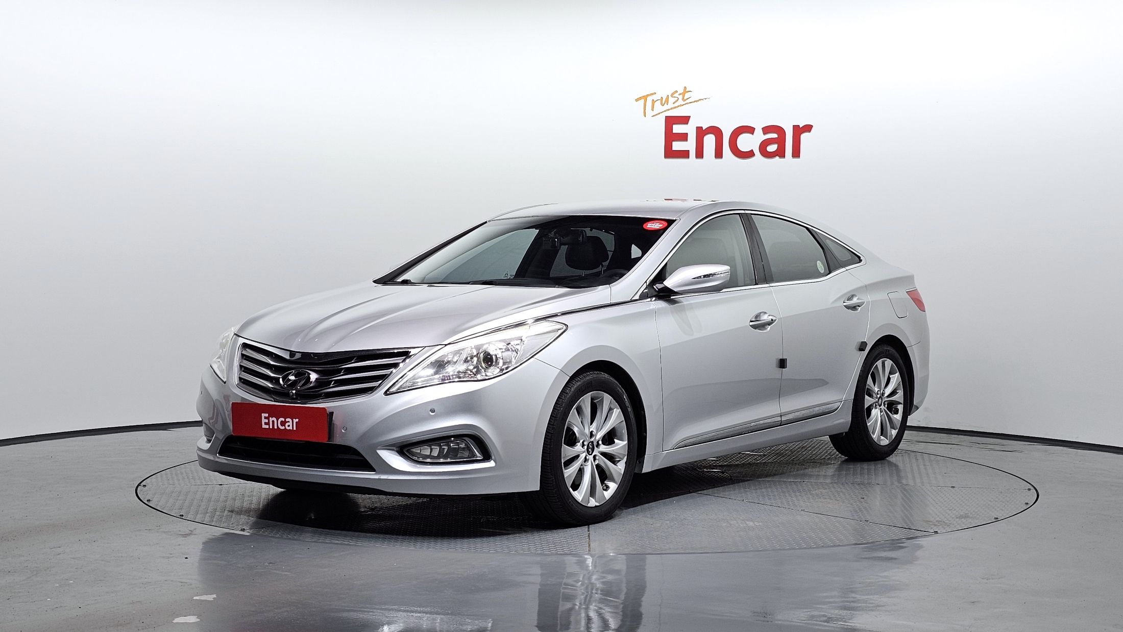 HYUNDAI GRANDEUR HG 2012