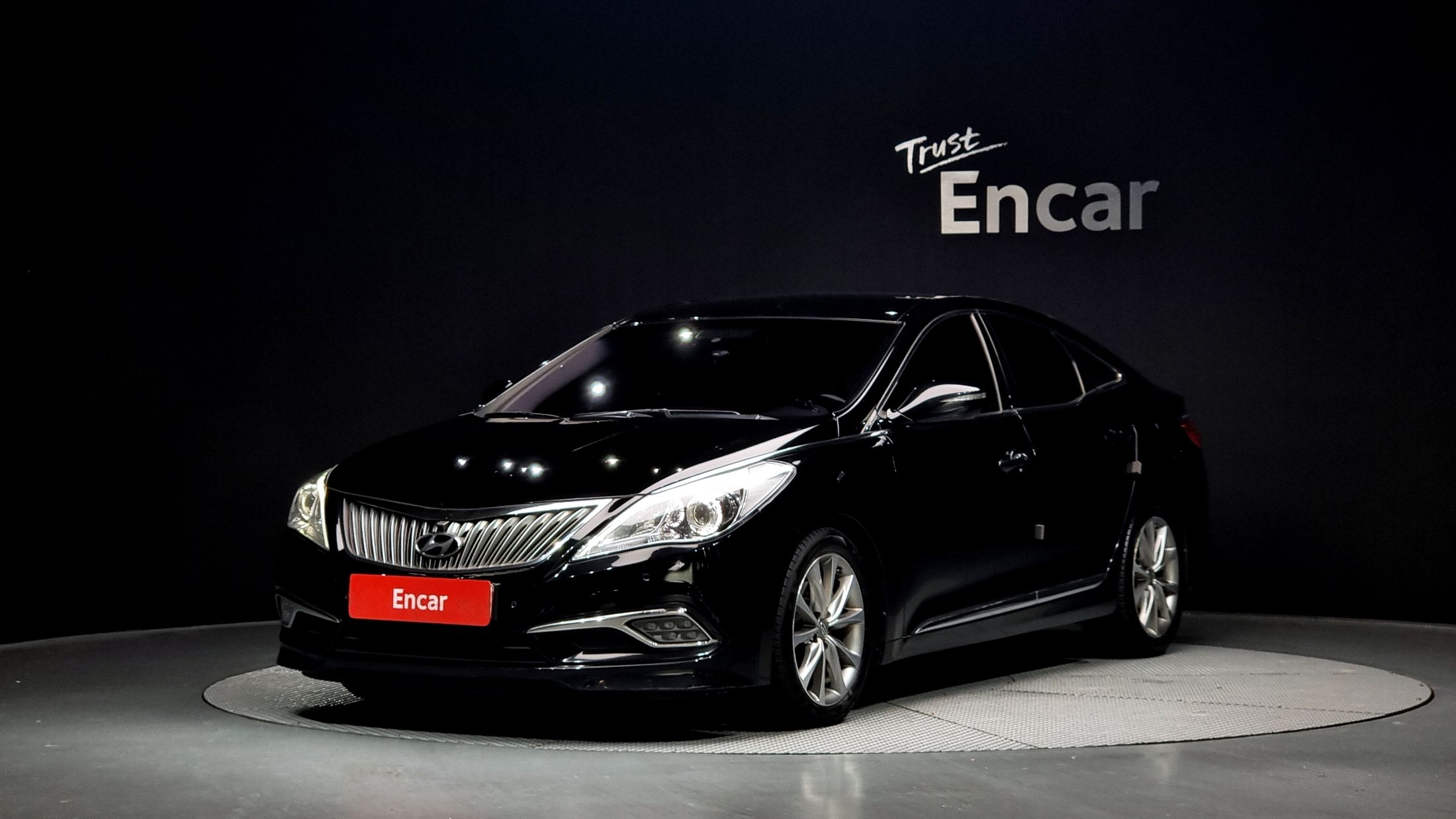 HYUNDAI GRANDEUR HG 2014