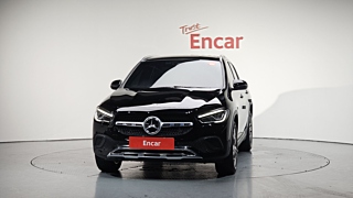 MERCEDES BENZ GLA-CLASS H247 2021