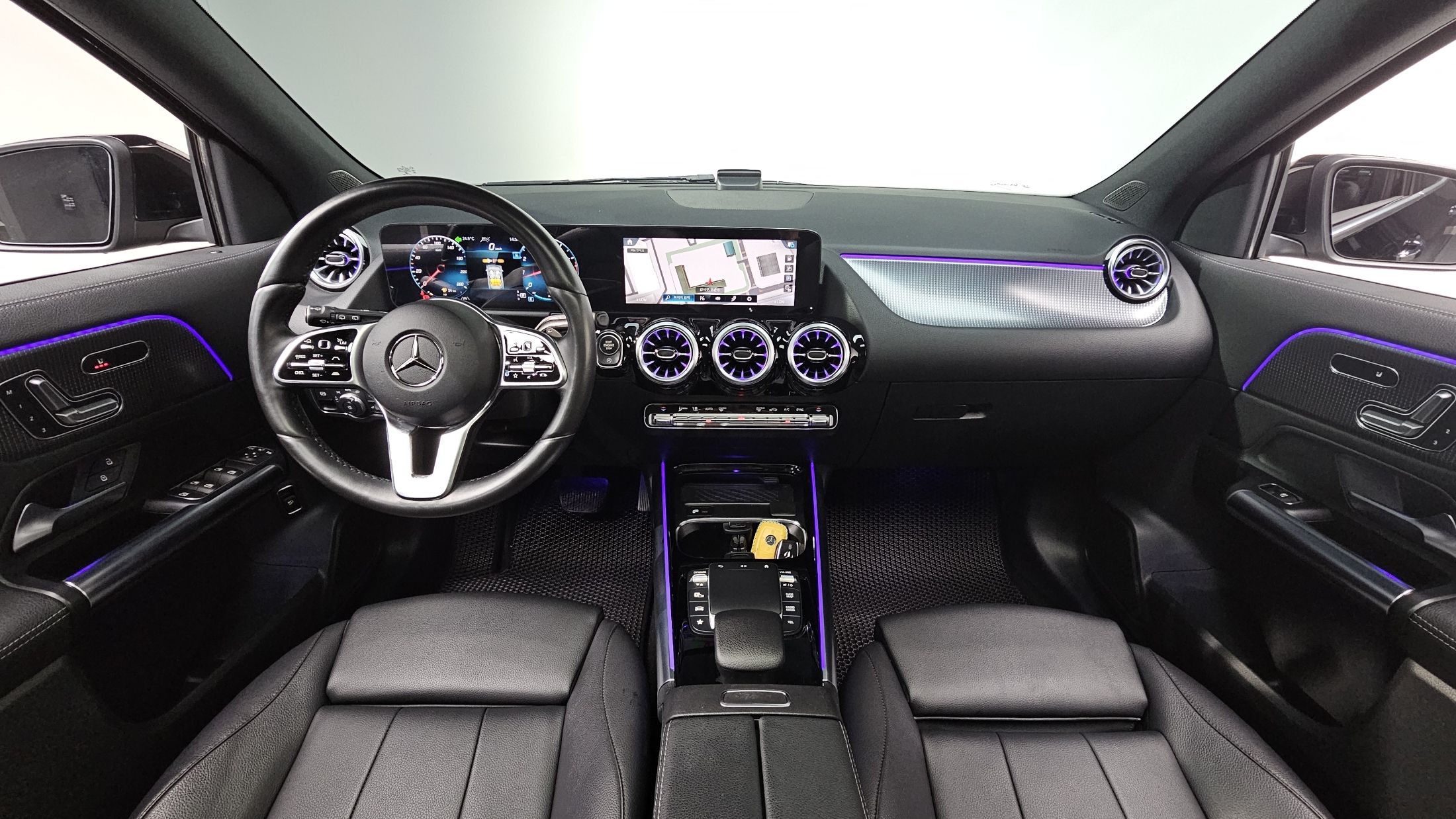 MERCEDES BENZ GLA-CLASS H247 2021