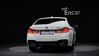BMW 5-SERIES G30 2020