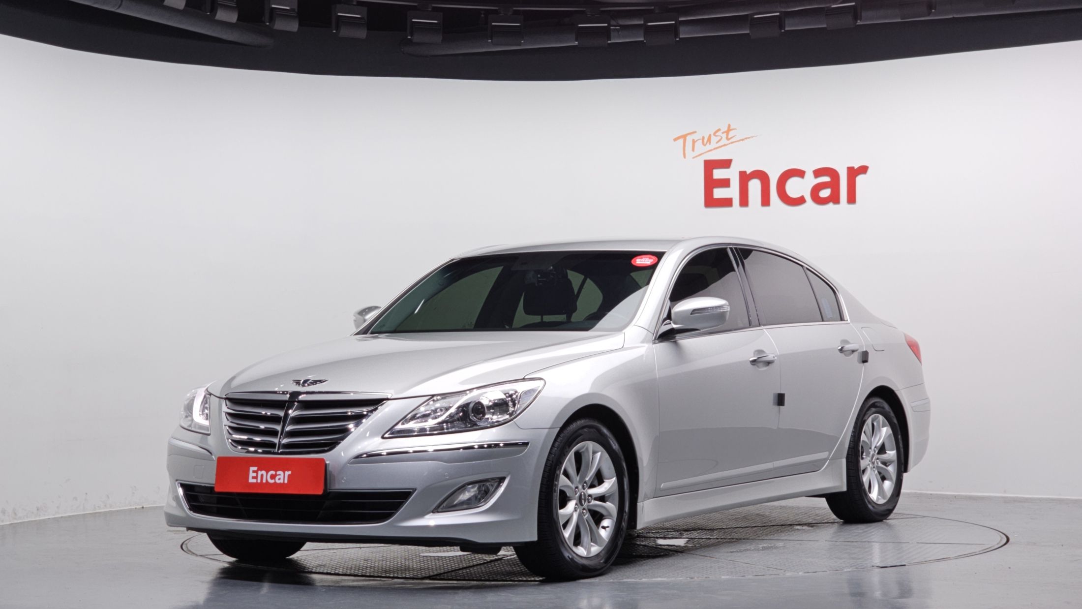 HYUNDAI GENESIS 2011