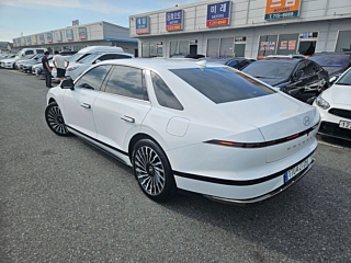 HYUNDAI GRANDEUR HYBRID GN7 2024