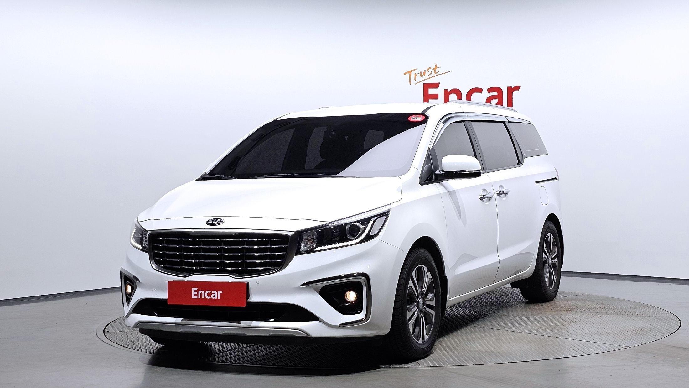 KIA CARNIVAL 2019