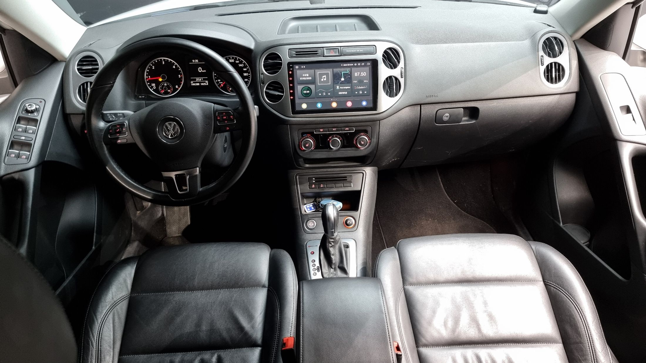 VOLKSWAGEN TIGUAN 2014