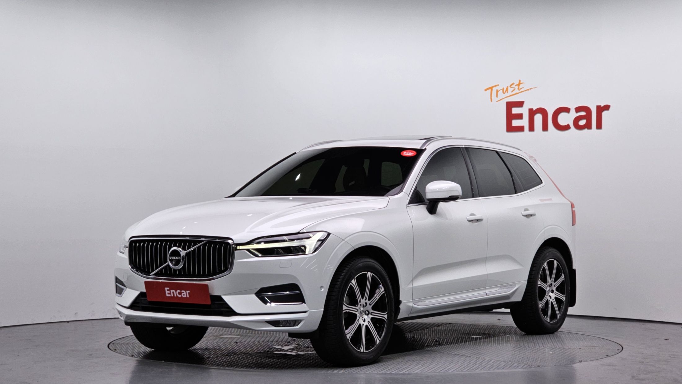 VOLVO XC60 2020