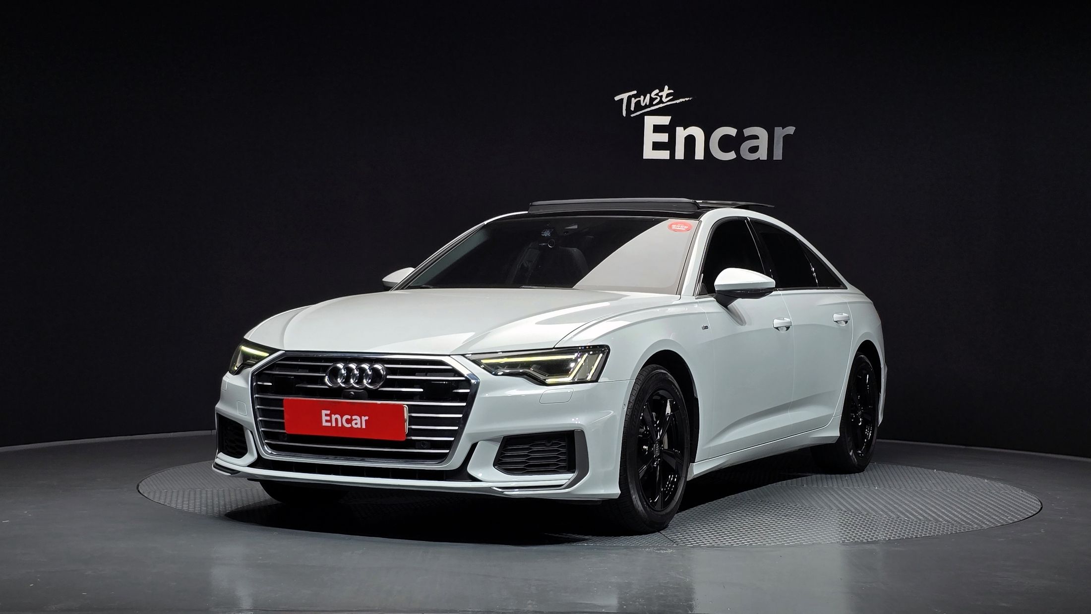 AUDI A6 C8