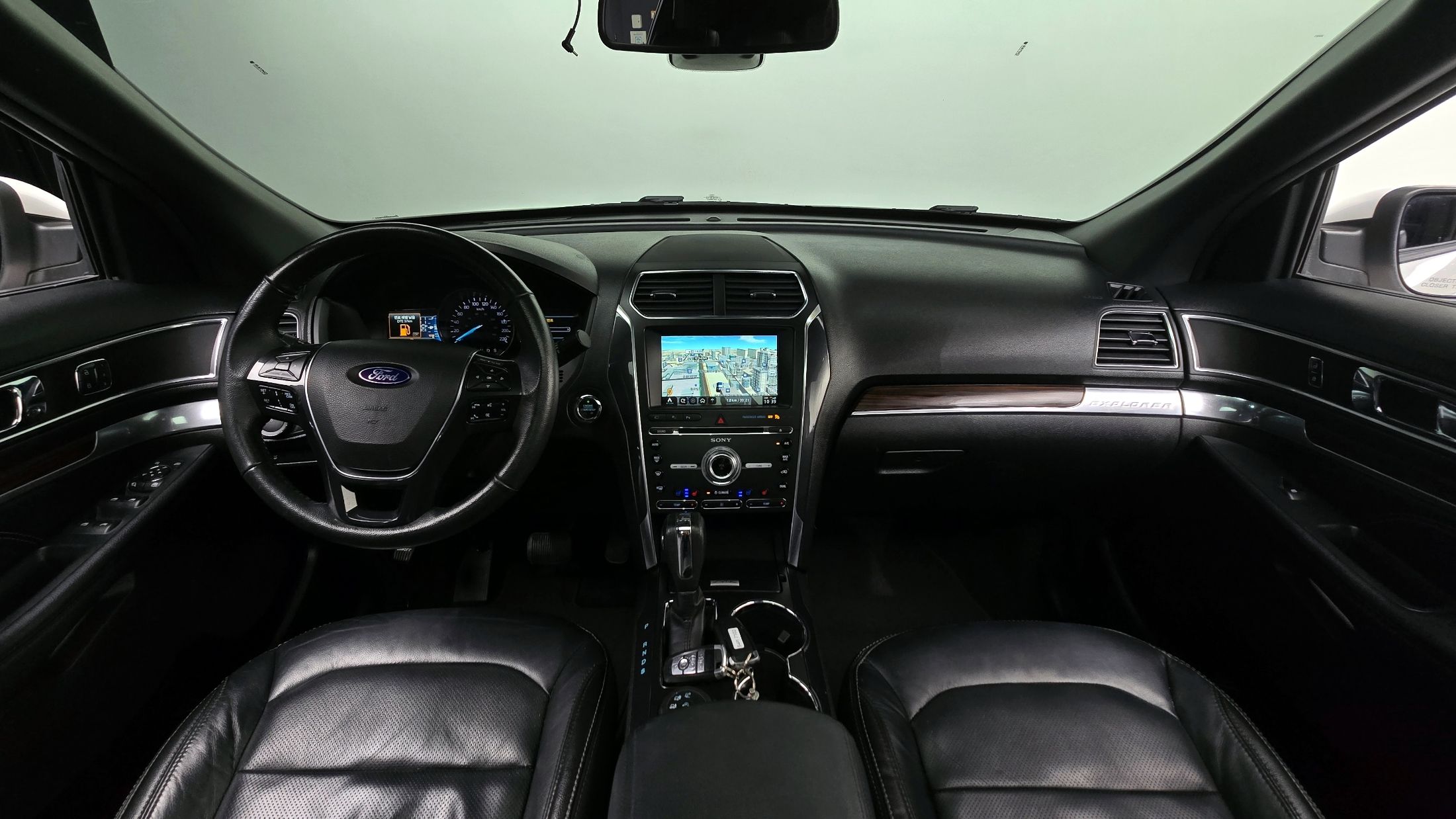 FORD EXPLORER 2018