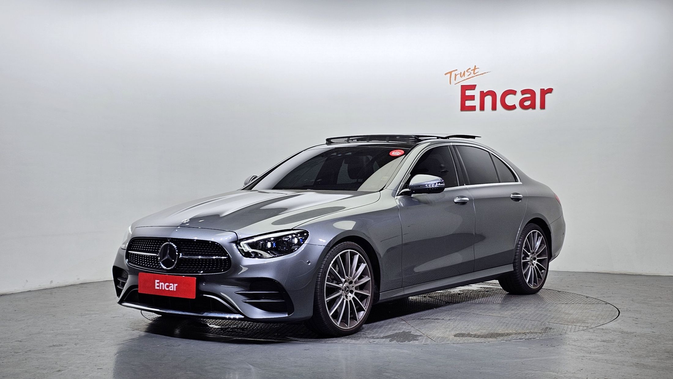 MERCEDES BENZ E-CLASS W213 2022