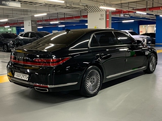 GENESIS G90 2020