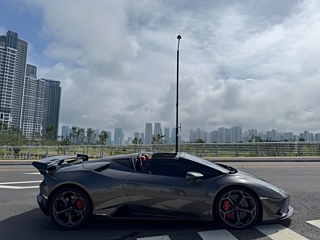 LAMBORGHINI HURACAN 2022