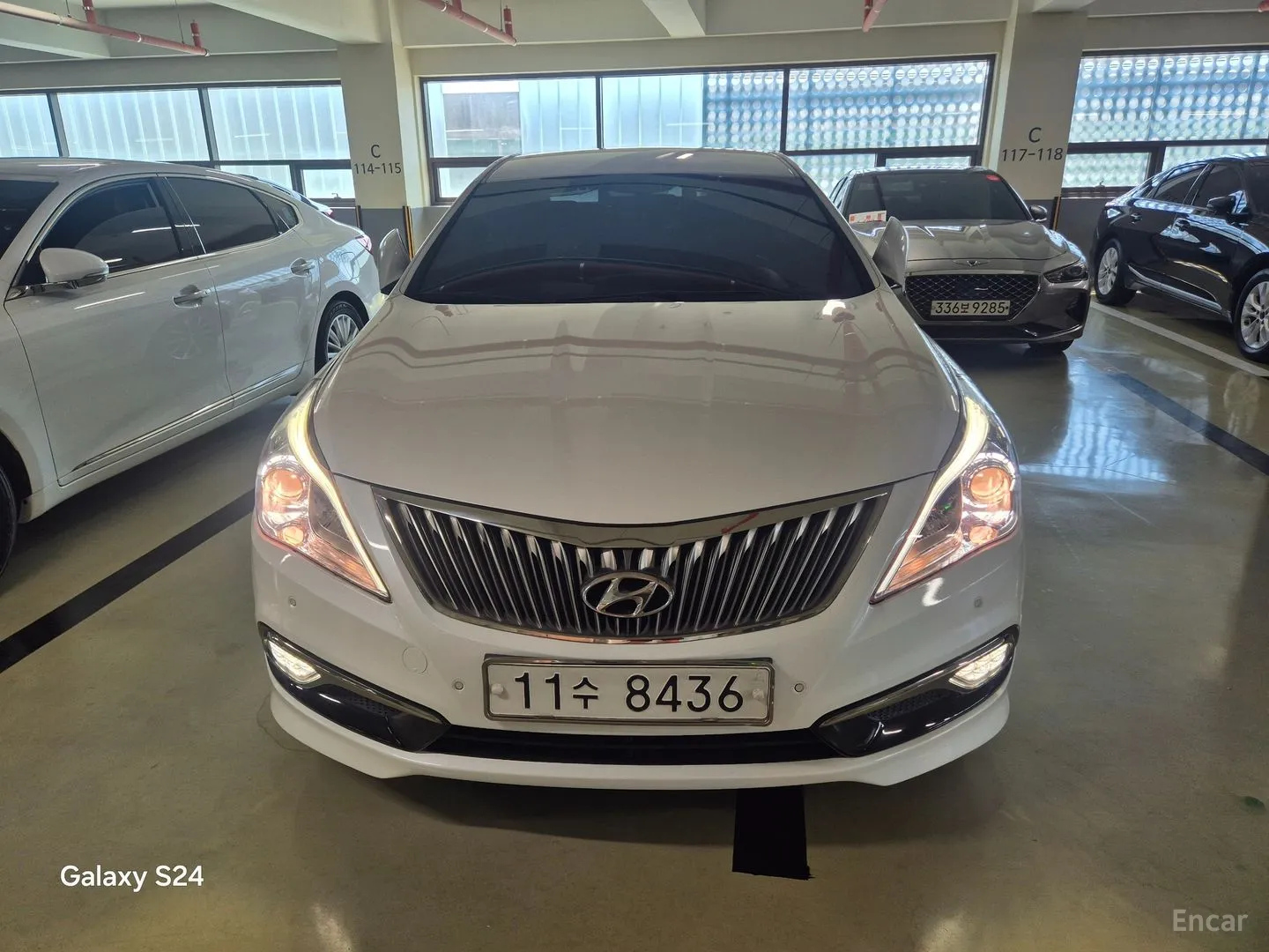 HYUNDAI GRANDEUR HG 2015