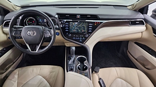 TOYOTA CAMRY XV70 2018