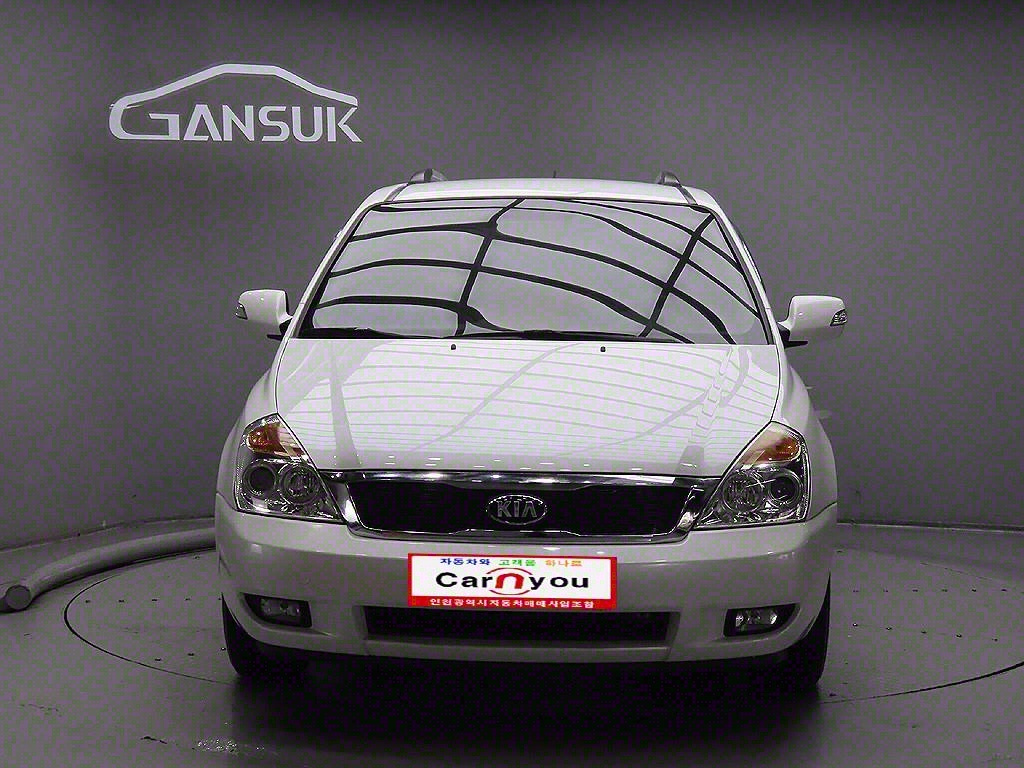 KIA CARNIVAL R 2014
