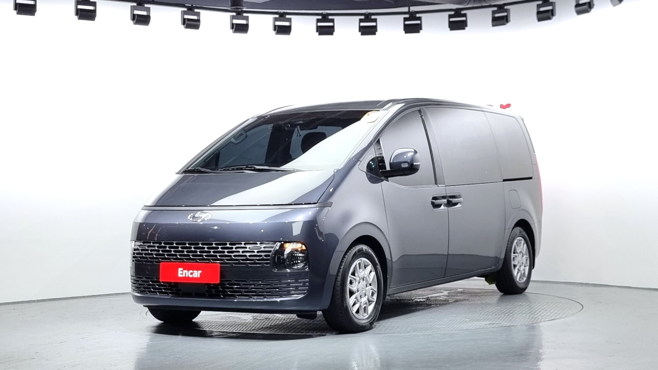 HYUNDAI STARIA 2022