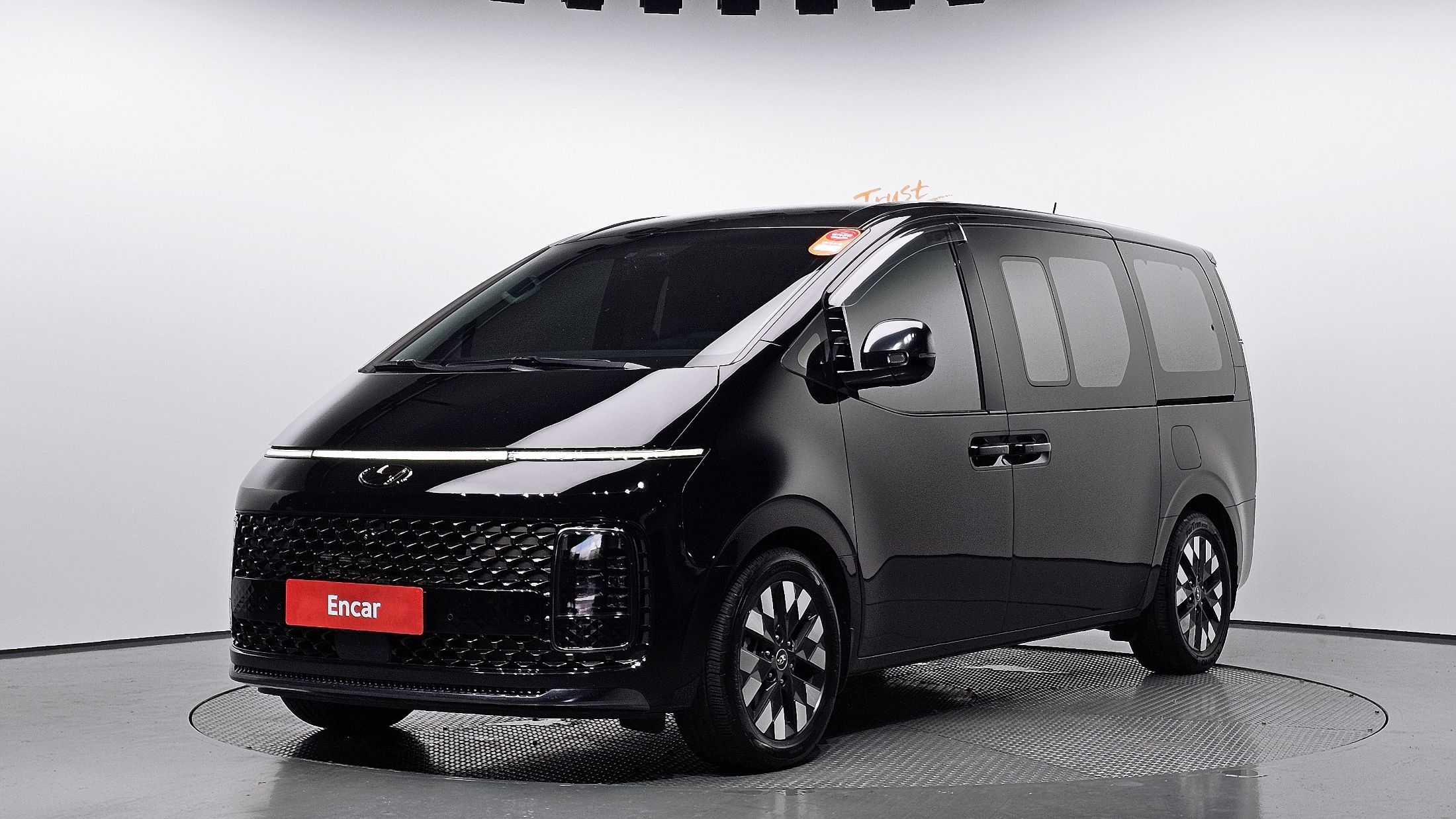 HYUNDAI STARIA 2021