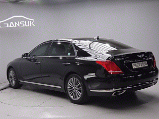 GENESIS EQ900 2016