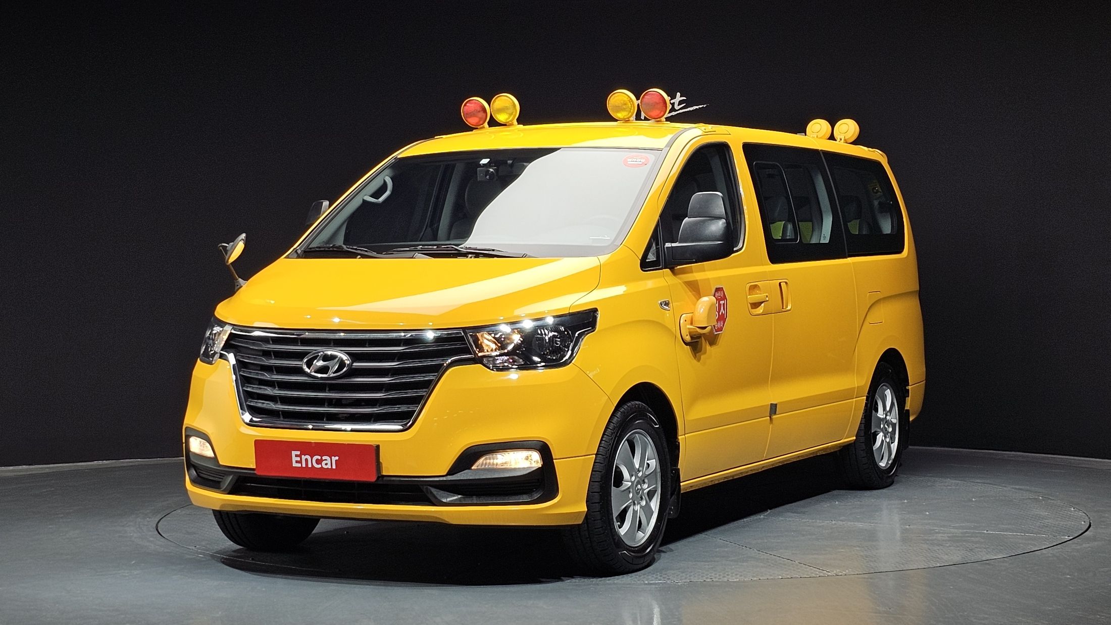 HYUNDAI STAREX GRAND