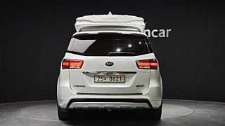 KIA CARNIVAL 2016