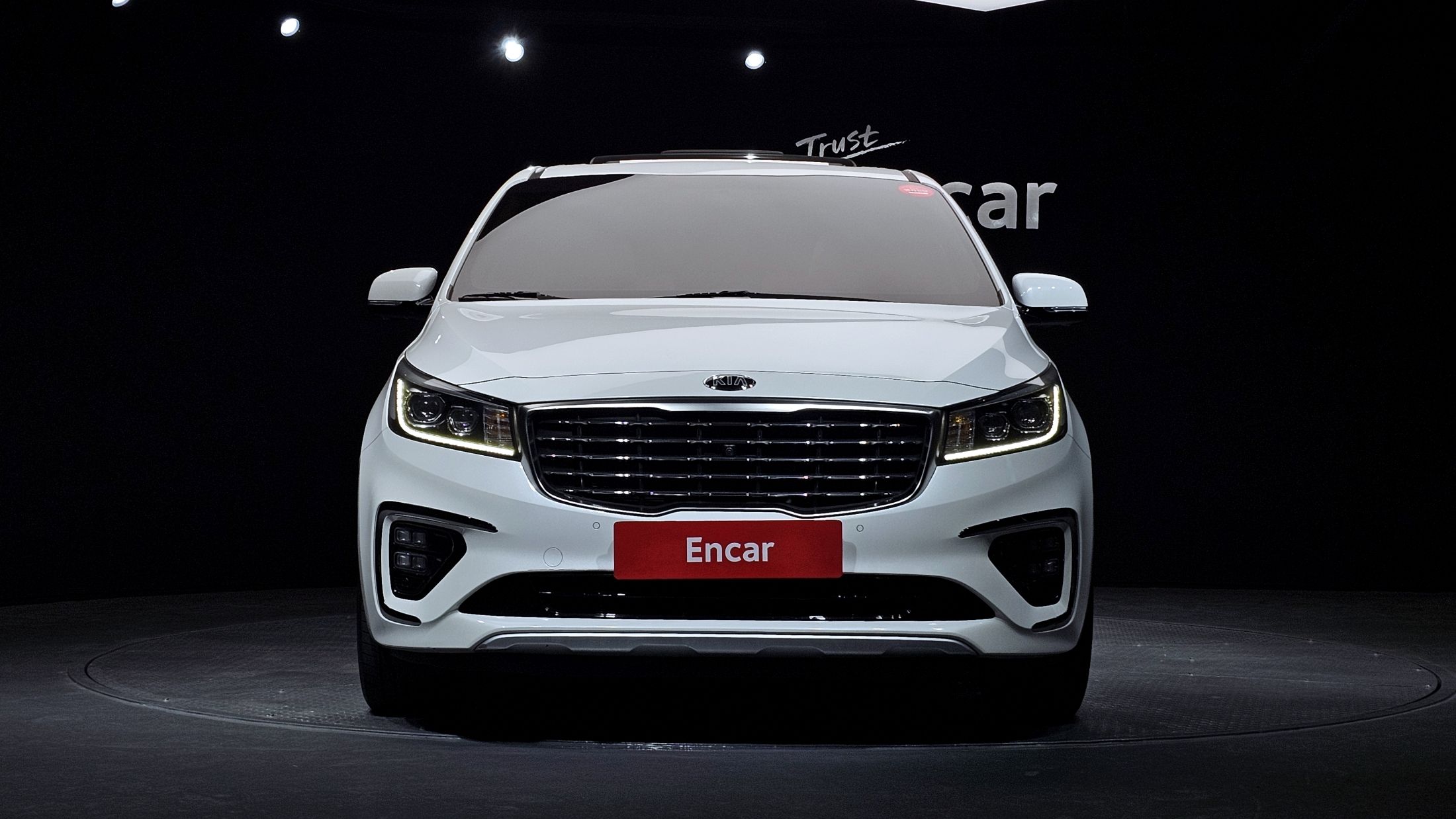 KIA CARNIVAL 2018