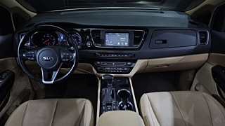 KIA CARNIVAL 2018
