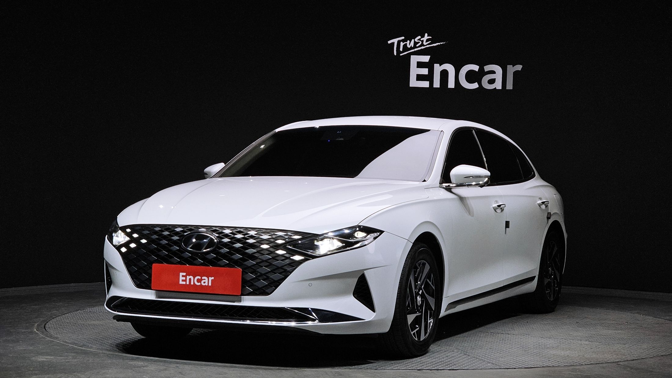 HYUNDAI GRANDEUR IG HYBRID