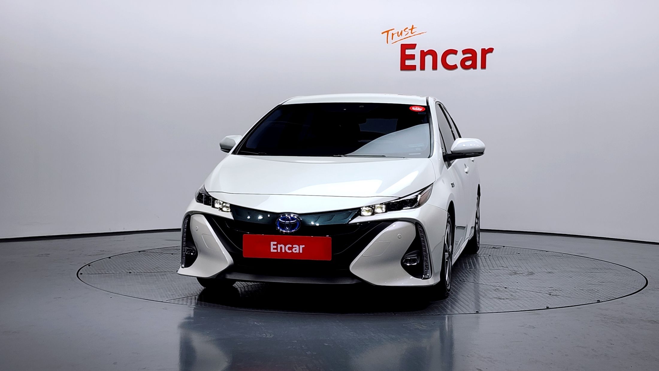 TOYOTA PRIUS PRIME 2017