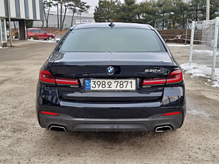 BMW 5-SERIES G30 2021