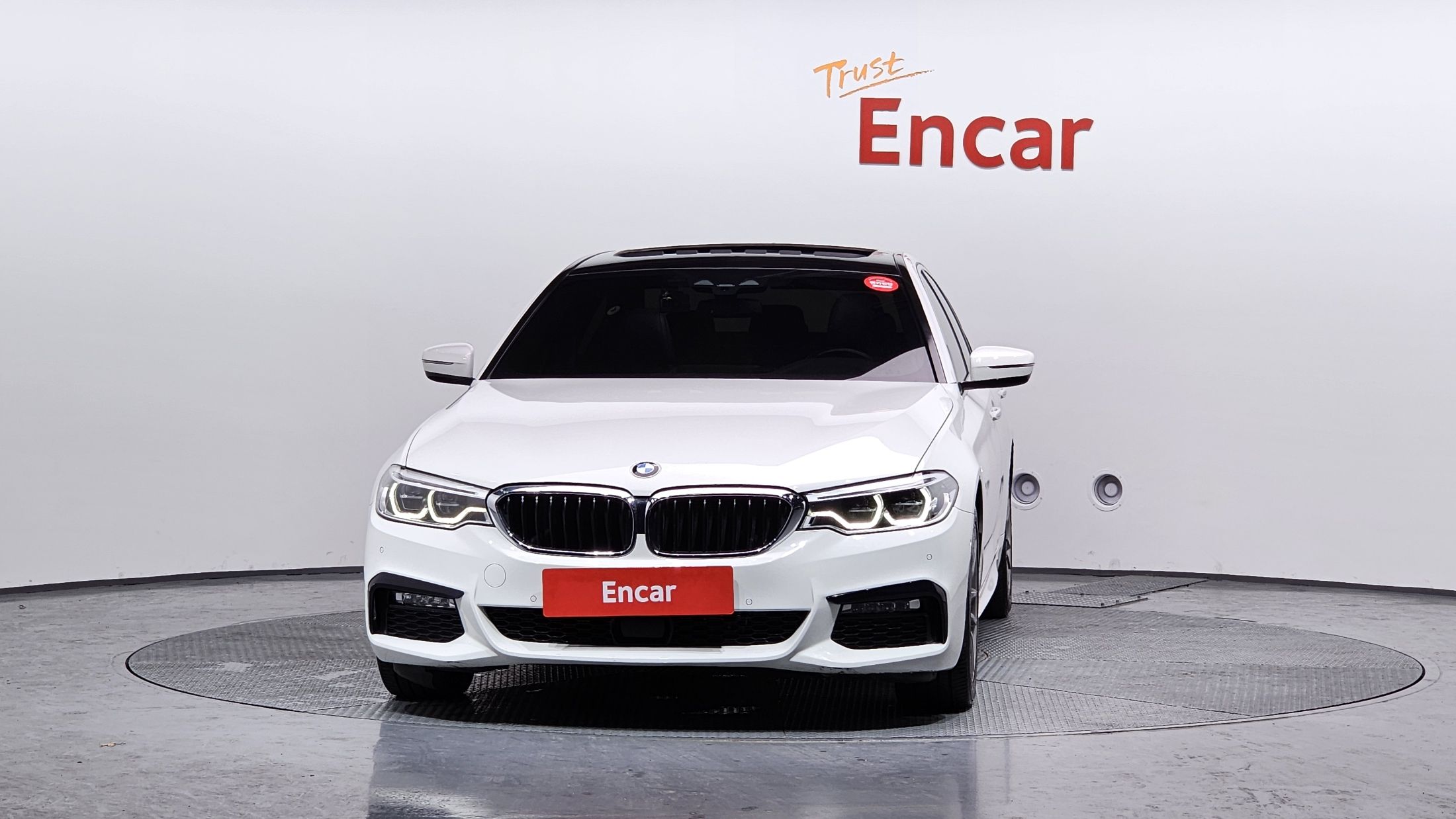 BMW 5-SERIES G30 2017