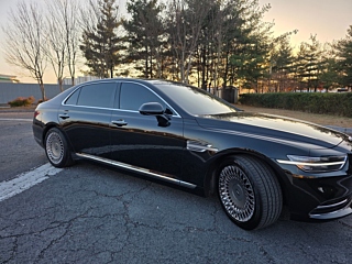 GENESIS G90 2020