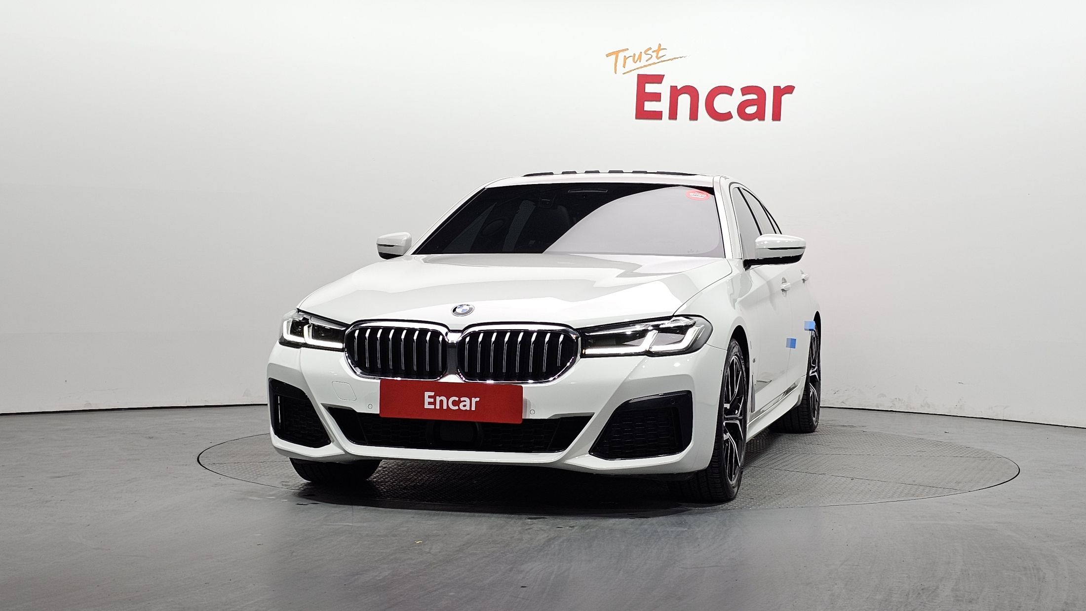 BMW 5-SERIES G30 2022