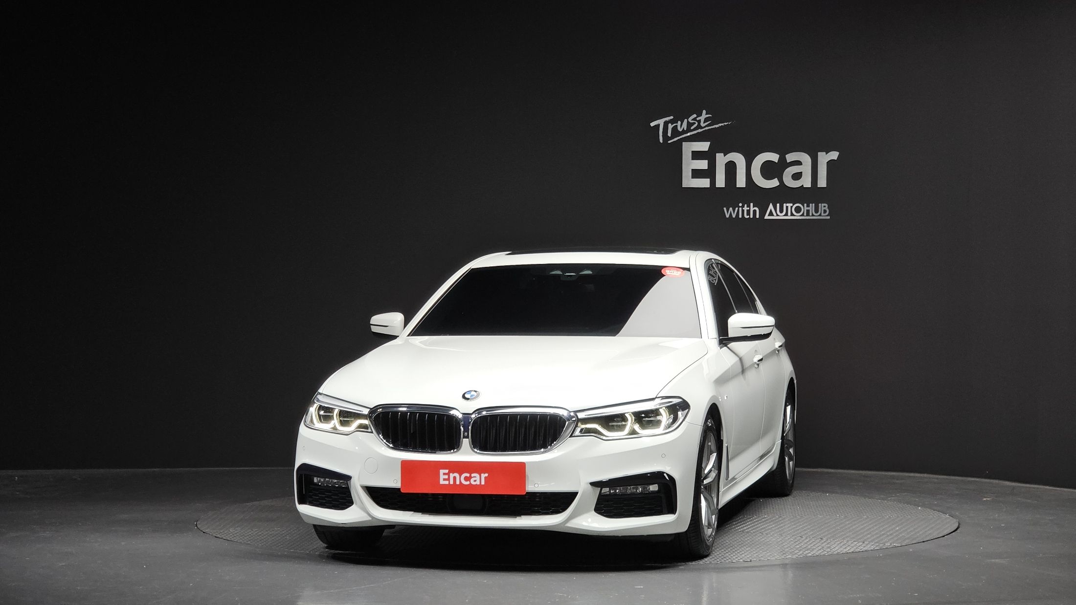 BMW 5-SERIES G30 2018