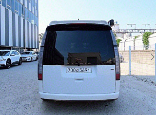 HYUNDAI STARIA 2023