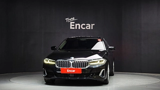 BMW 5-SERIES G30 2022