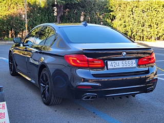 BMW 5-SERIES G30 2017