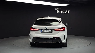 BMW 1-SERIES F40 2023