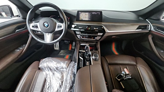 BMW 5-SERIES G30 2020