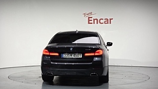 BMW 5-SERIES G30 2021