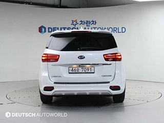 KIA CARNIVAL 2018