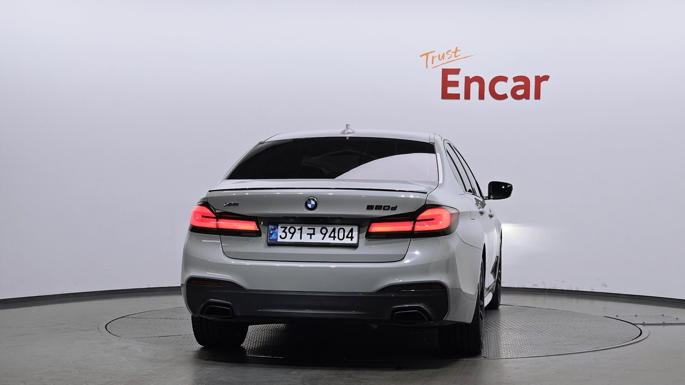 BMW 5-SERIES G30 2018