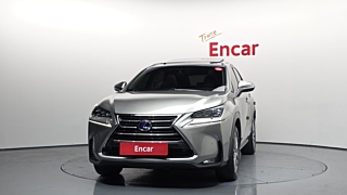 LEXUS NX300H 2016